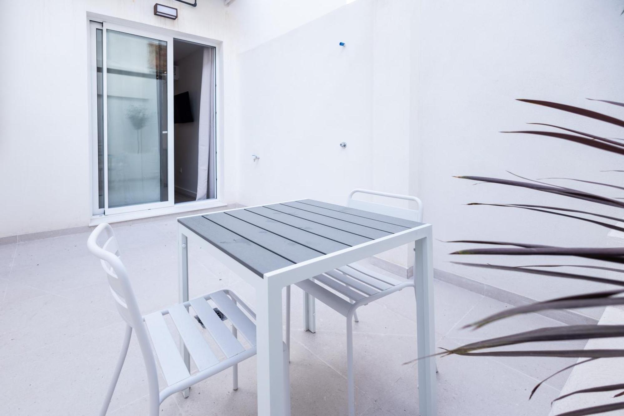 Yard Patraix By Concept Flats Hotel Valencia Exterior photo