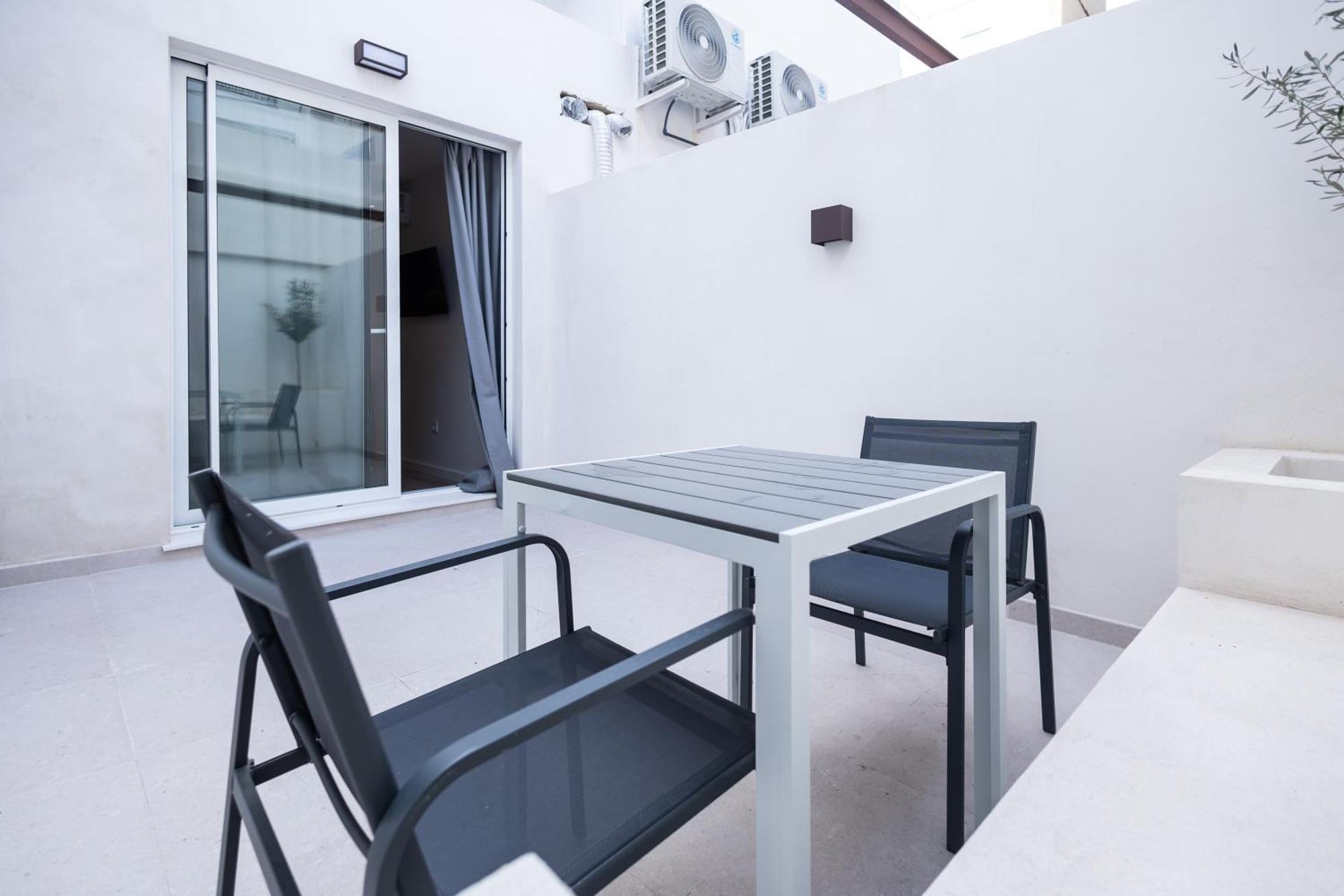 Yard Patraix By Concept Flats Hotel Valencia Exterior photo